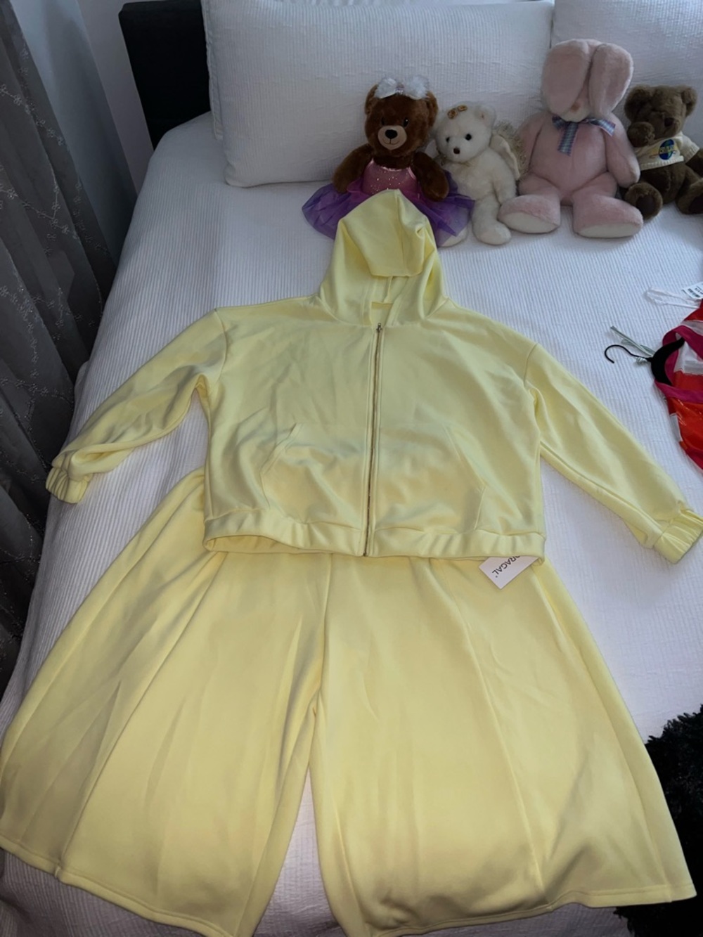 Women's Yellow Hoodie and Wide-Leg Pants Set